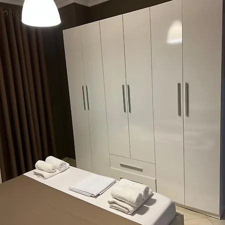 Lake View Apartament Tirana Apartament Selitë e Vogël